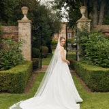Cressida Veil