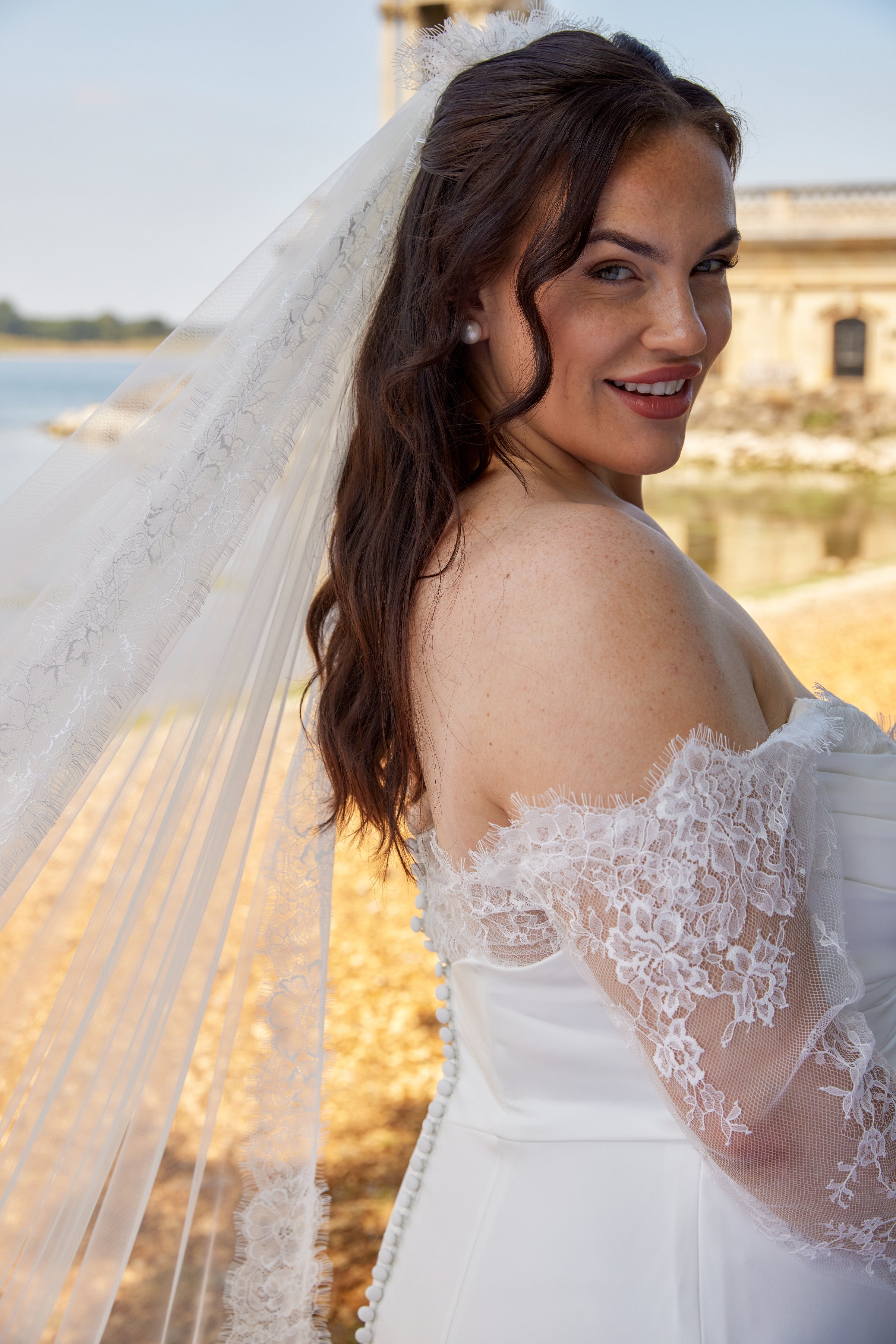 Cece Veil